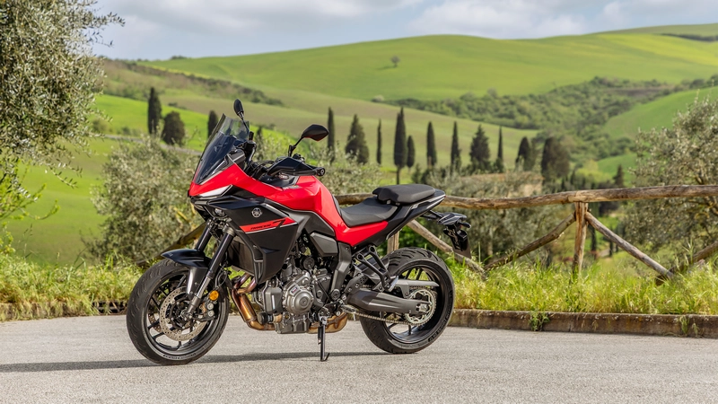 location moto vacances yamaha route voyage motard PLANETE YAM RENT